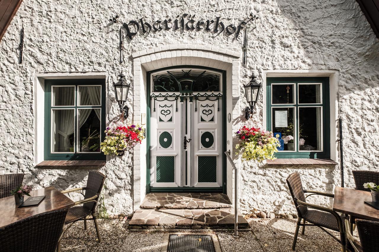 Hotel, Restaurant, Cafe Pharisaeerhof - Nordseeurlaub Mit Hund Nordstrand Luaran gambar