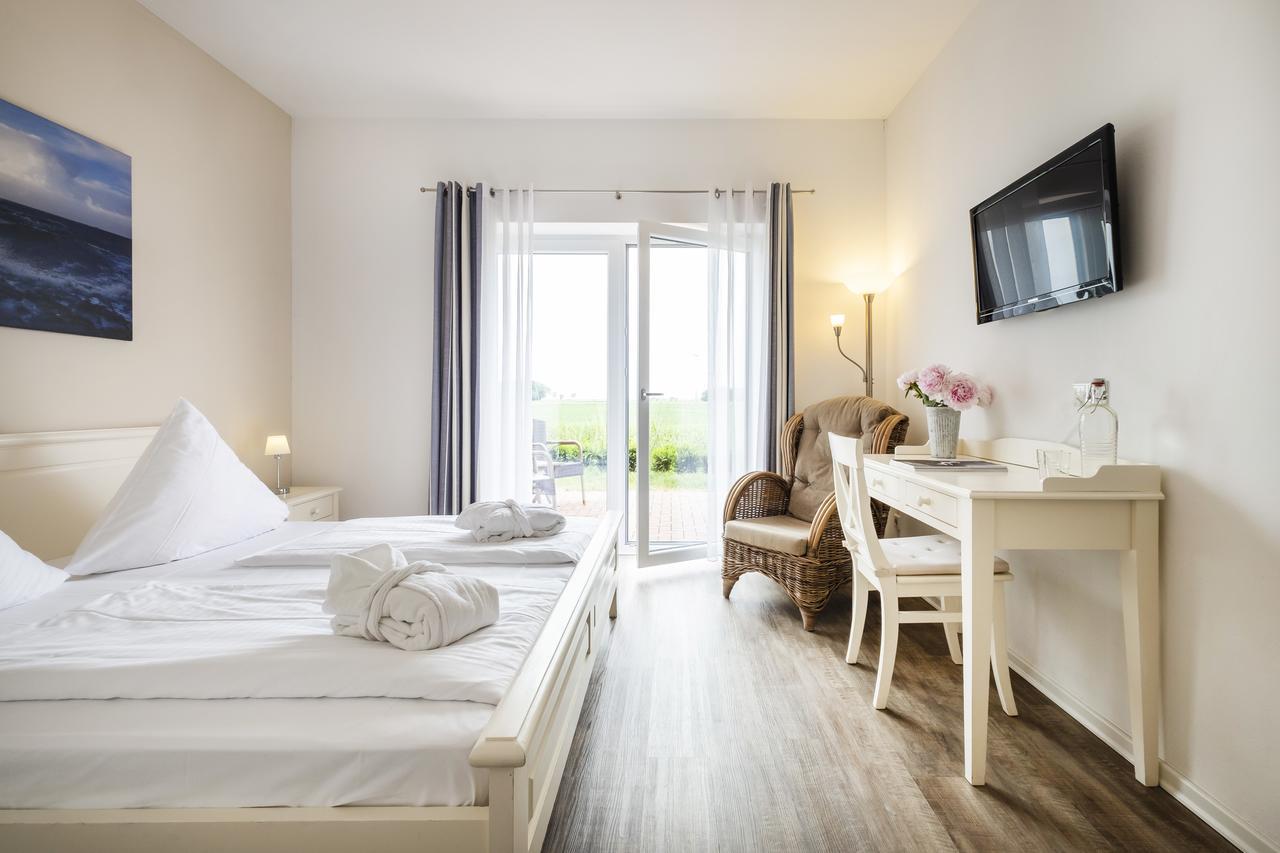 Hotel, Restaurant, Cafe Pharisaeerhof - Nordseeurlaub Mit Hund Nordstrand Luaran gambar